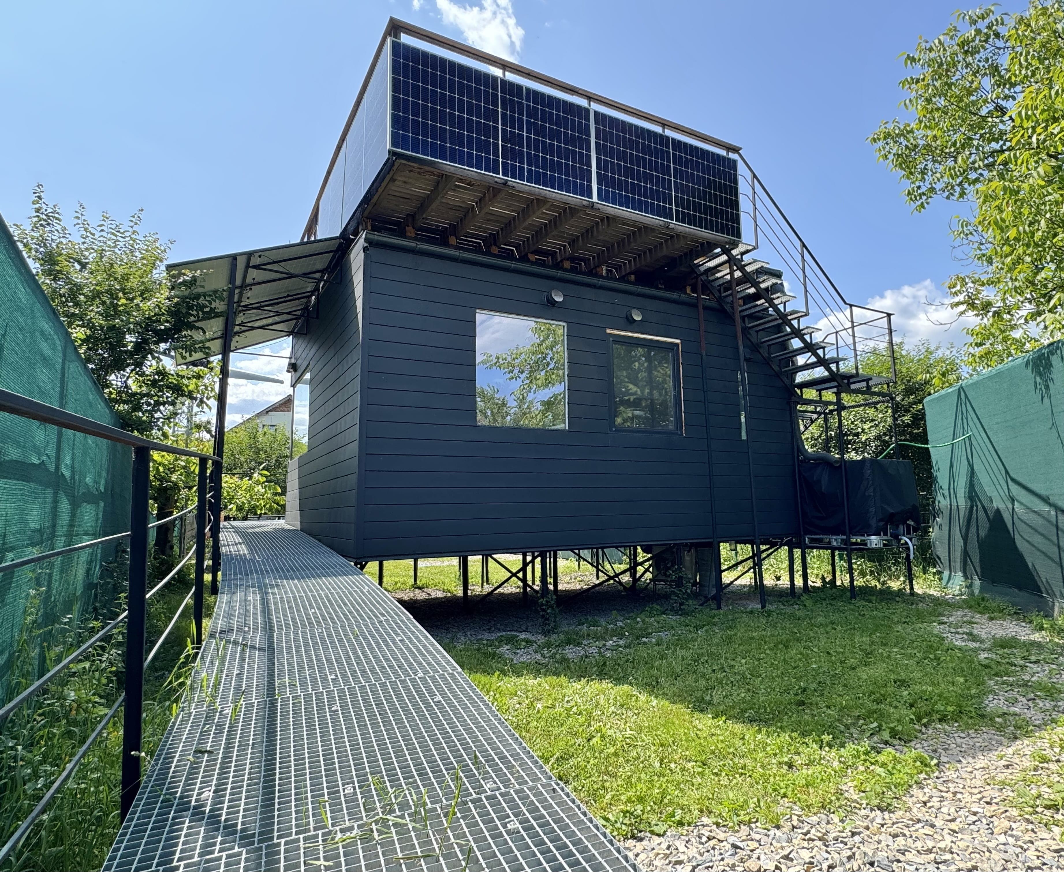 First Autonomous House 001 - Image 3